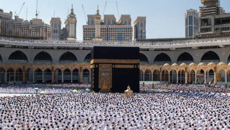 Zakat: The Pillar of Charity in Islam