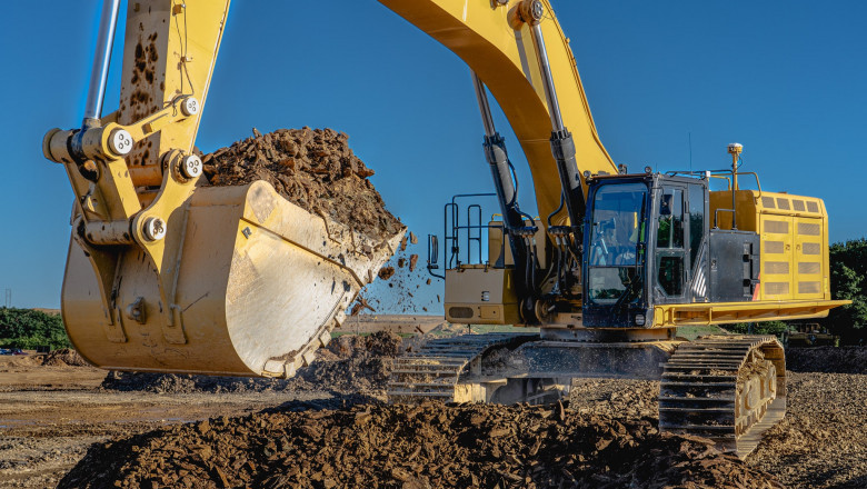 Excavator Bucket Market: Key Trends, Growth Opportunities, Challenges, and Demand Drivers