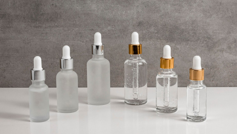Glass Cosmetic Bottle Market Accelerators Fueling Premium Packaging Demand
