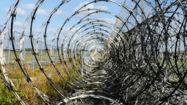 Get premium razor wire at the best price – secure today!