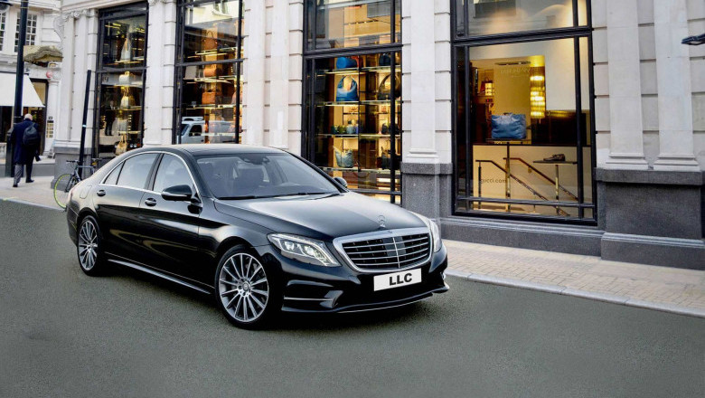 How Mercedes S Class Rental in Dubai Ensures Unmatched Comfort?