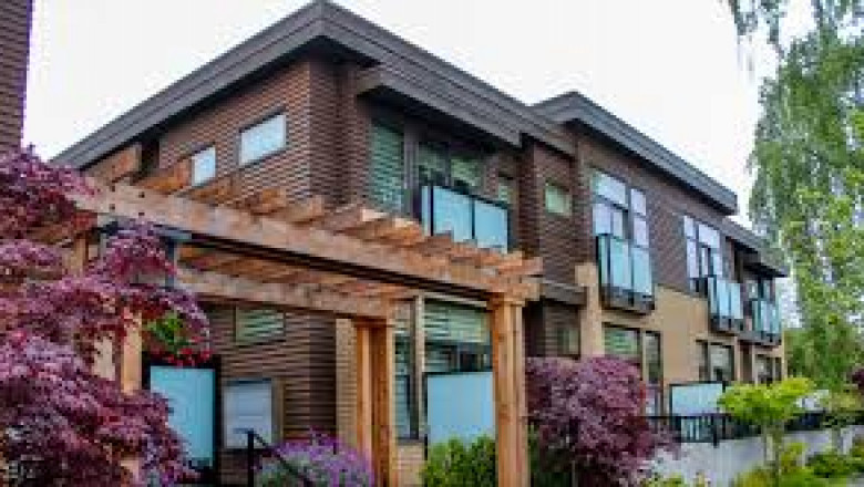 How Amira’s Painting Ltd. Tackles Victoria's Climate: Exterior Paint that Lasts