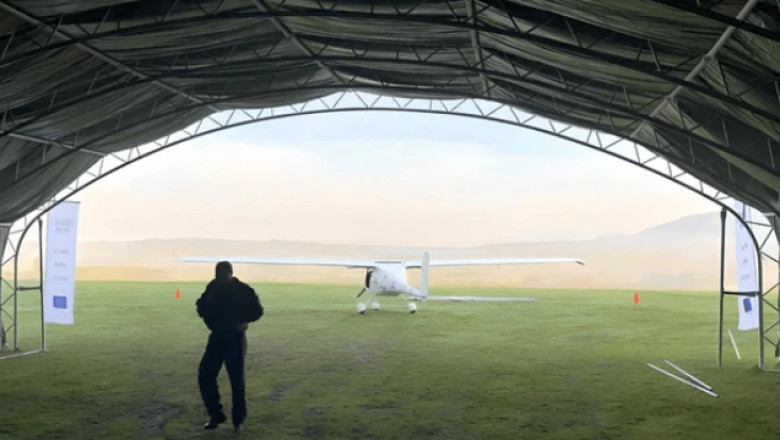Flugzeughangar zu verkaufen: Ihre Chance auf ein eigenes Luftfahrt-Refugium