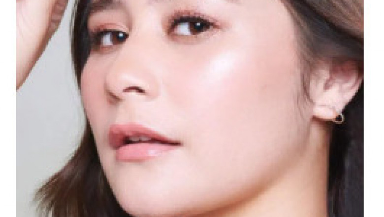 Hydrating Toner untuk Kulit Kering Pilihan Prilly Latuconsina