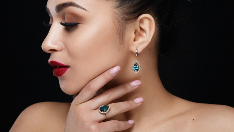 Best Jewelry for Him and Her That Couples Can Gift Each Other