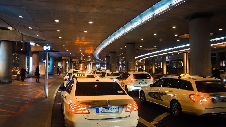 The Best Taxi Routes to and from Gatwick Airport