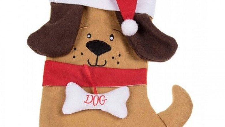 Perfect Holiday Gifts: Stocking Stuffer Ideas for Your Cat or Dog