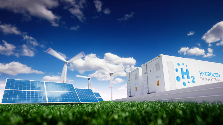 Green Hydrogen and Smart Grids: The Future of Sustainable Energy Integration