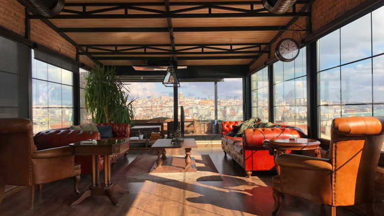 Embrace Timeless Elegance with Vintage Luxury Furniture