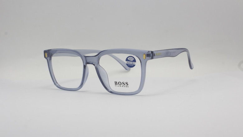 Shop the best styles at Sunglasses PK. Explore high-quality men’s eyewear and UV protection sunglasses designed for comfort, fashion, and full eye safety in Pakistan.