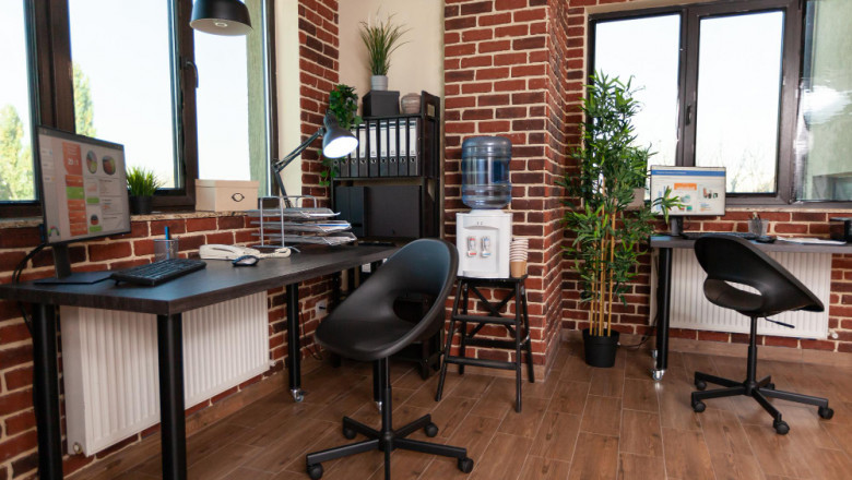 Modular vs. Traditional Furniture: Which Saves More Money for Pune Businesses?