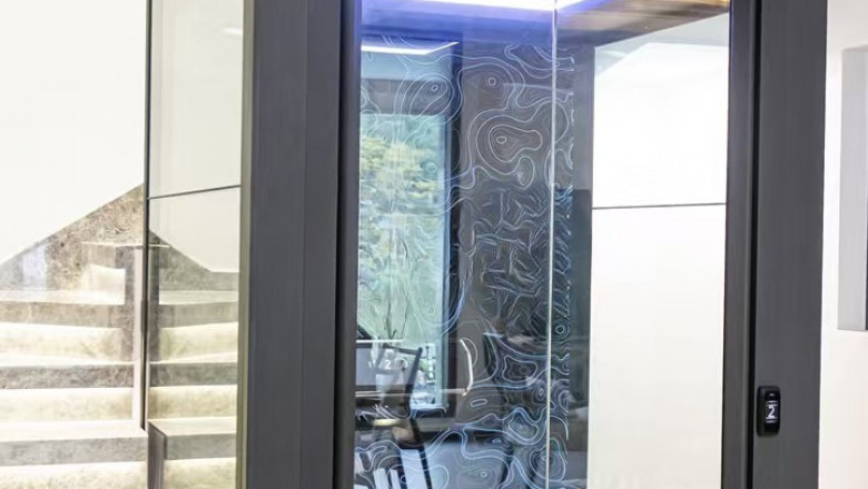 Enhancing Luxury Living with a Modern Home Lift