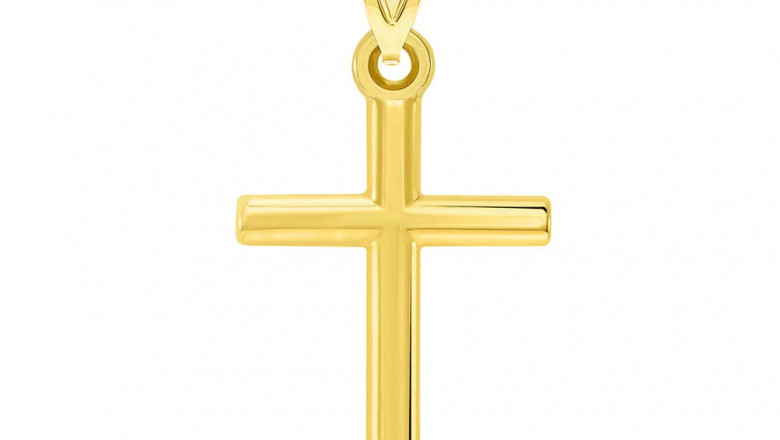Why Choose a Gold Cross Necklace for Daily Wear?