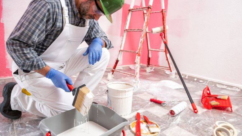 Why Hiring Commercial Painting Contractors Is a Smart Investment for Your Business