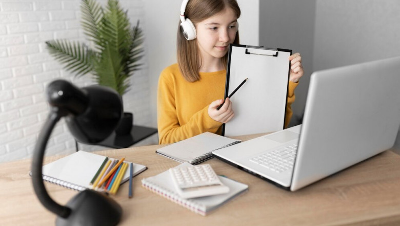Qualified Tutors Ready to Do My Exam Online Anytime