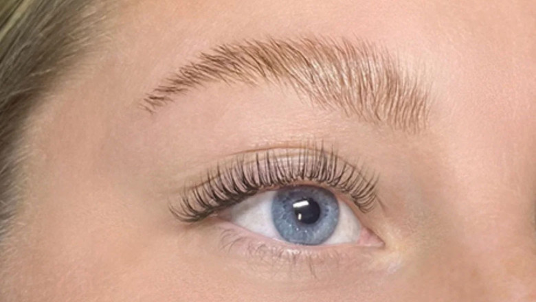 Why Eyelash Extensions Are The Greatest Holiday Gifts