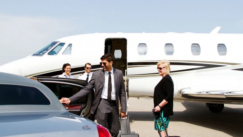 Why Airport Transfers Are More Convenient Than Rideshares
