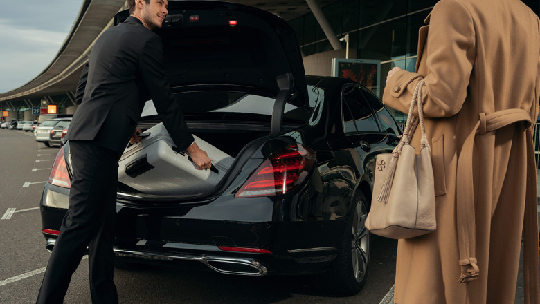 Experience Luxury with Seymour Chauffeurs: Premier Chauffeur Services &amp; Airport Transfers