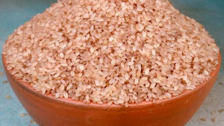 Matta Broken Rice vs Regular Rice: What Makes It Unique?