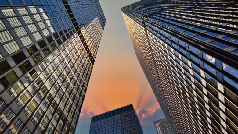 commercial leasing lawyer