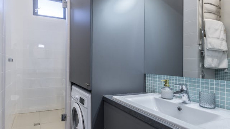 Smart Remodeling Tips to Make the Most of Your Condo Bathroom Space