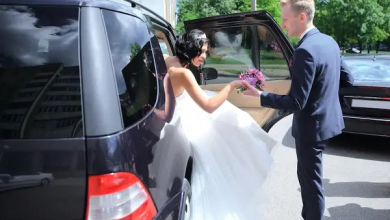 Elevate Your Big Day with Premium Wedding Transportation Services in Florida