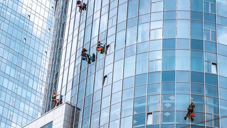 Vertex Plus: Dubai Facade Cleaning- The Best Your Building Can Looking