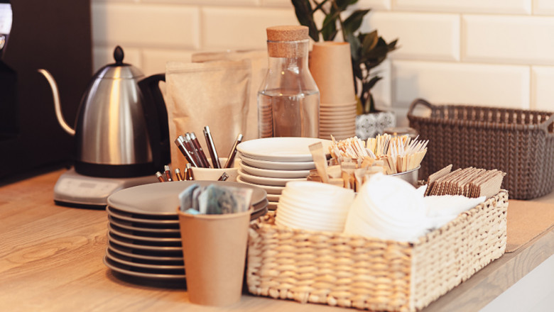 Top Reasons to Shop at a Kitchen Appliance Store Near Me for Your Home