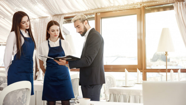 Why Inflight Catering Services Are a Must for Business and VIP Flights