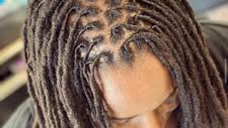 Get the Look: Premium Straight Dreads Extensions – No Commitment Needed!