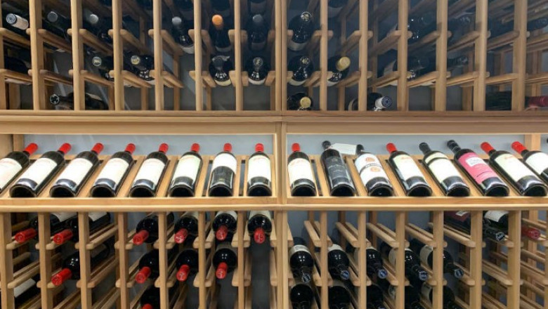 Elegant and Durable Metal Wine Racks: The Perfect Solution for Your Wine Storage