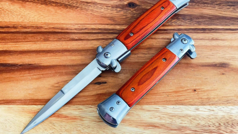 Buy Bold, Buy Sharp: Premium Stiletto Knives Now in Stock