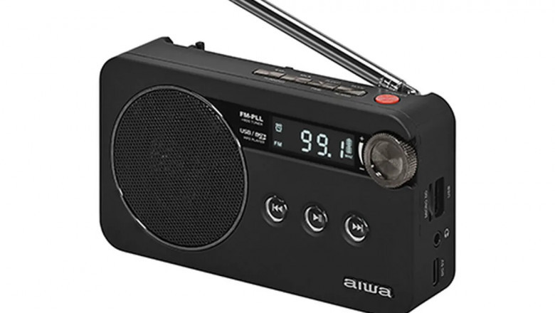 Transistor Radio Aiwa FM- Qubyk UK