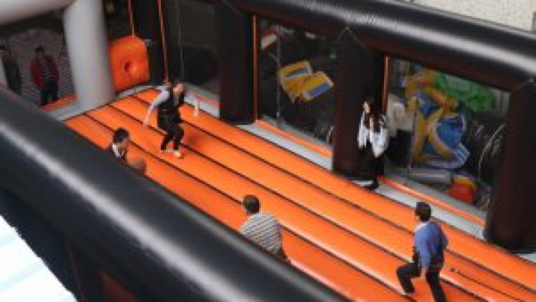 6 Reasons To Hyr Uppblåsbar Rutschkana For Your Next Event