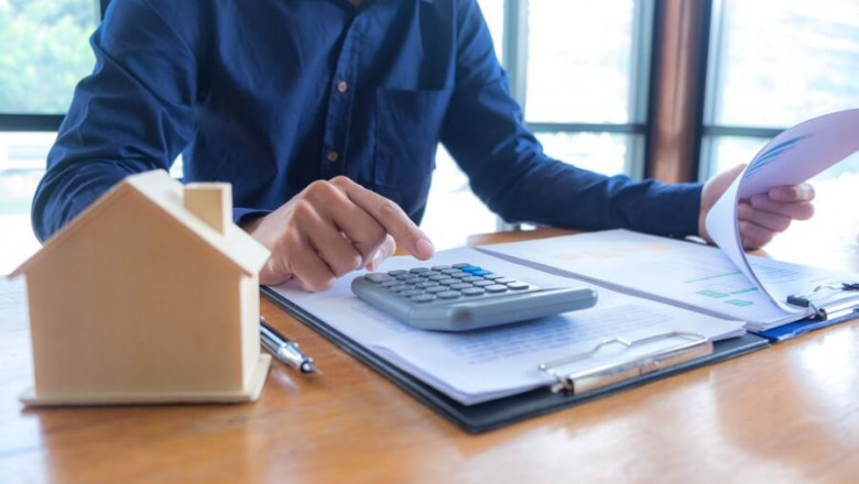 How to Use a Home Loan Calculator to Compare Different Loan Offers?