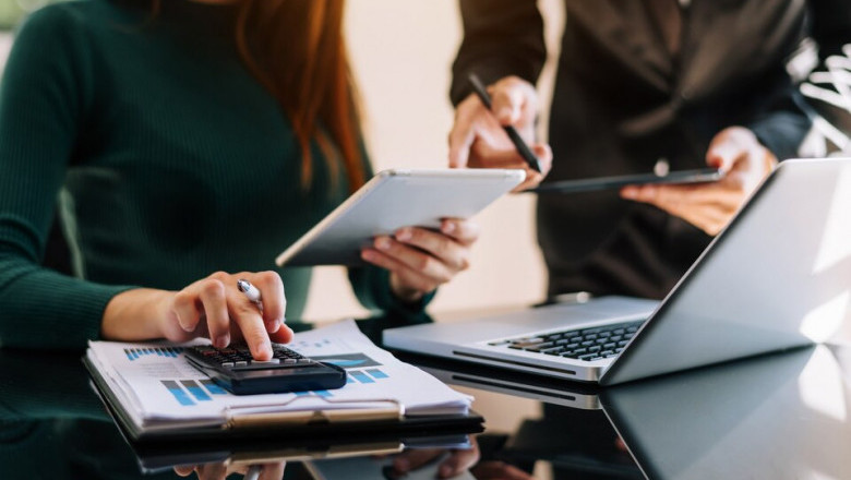 Simple and Effective Ways For Managing Finances and Creating Financial Calm