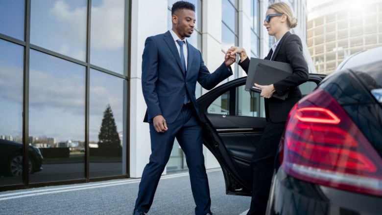 Limo Service to/from JFK Airport – Travel in Luxury with NYC Luxor Limo