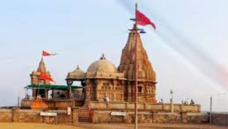 Dwarkadhish Temple: Sacred Dwarka’s Divine Heritage and Spiritual Charm