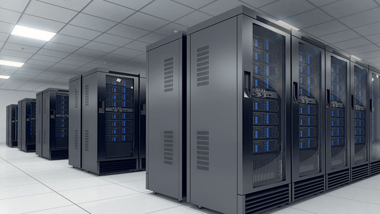 The Edge Computing Tsunami in Europe: Decentralizing Data Center Market and Powering Next-Gen Applications