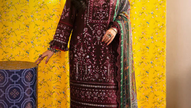 Discover Timeless Elegance with Ayla Zahra