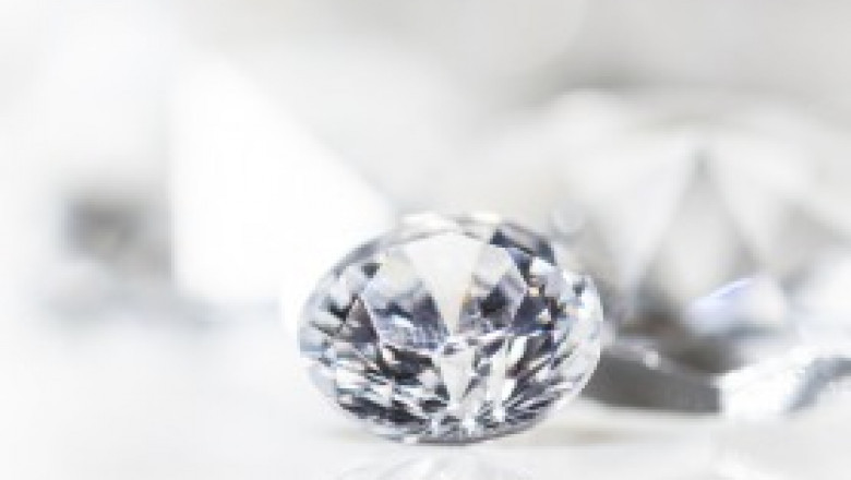Unraveling the Secrets of Diamond Clarity