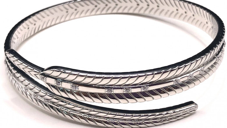 Anti-Tarnish Bracelet – Long-Lasting Shine & Elegant Design