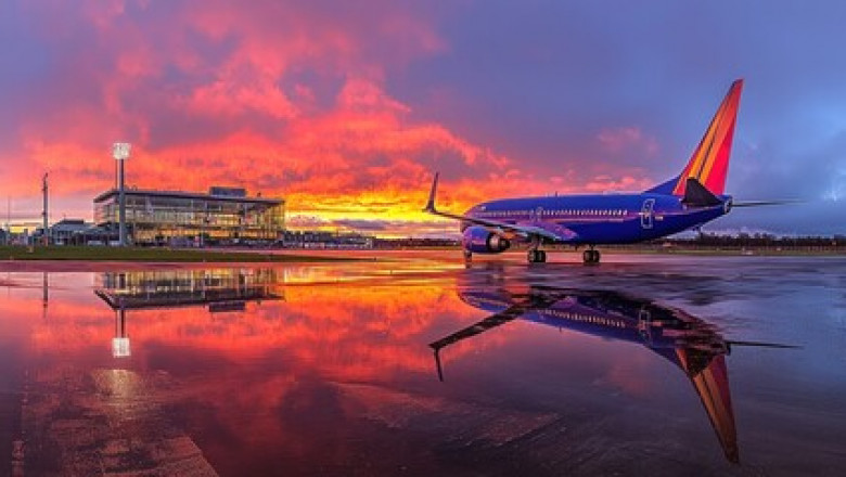 Ultimate℗QuickGuide: 21 Ways to Speak Help from Southwest Airlines by Phone|SW01