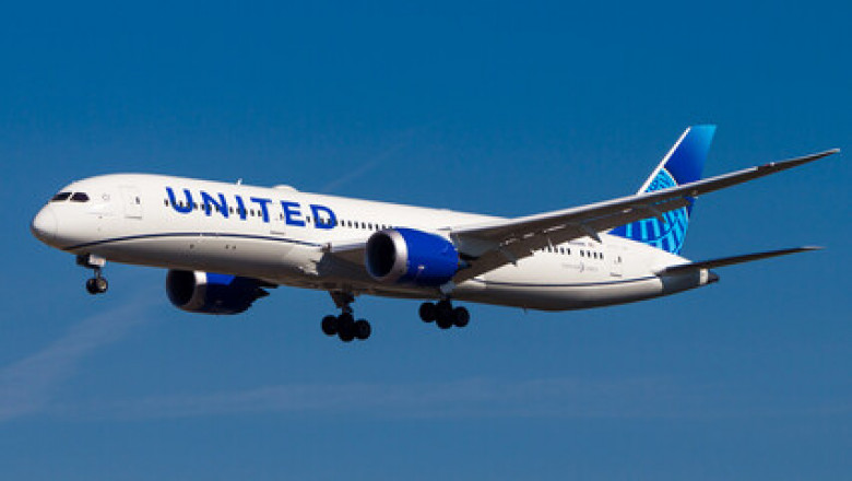 Ultimate✆InstantGuide: ⑮ Ways to Reach Help from United Airlines by Phone, Email, or Chat |UA03
