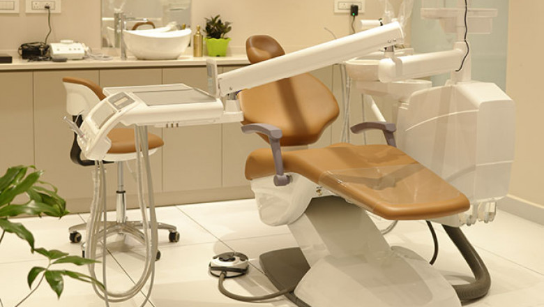 10 signs require immediate attention to the teeth and gums