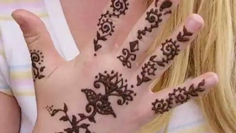 Unique and Fun Mehandi Designs for Kids – Quick to Apply &amp; Super Safe Styles