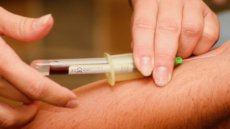 Online Portals for Managing Your Blood Test at Home in Dubai