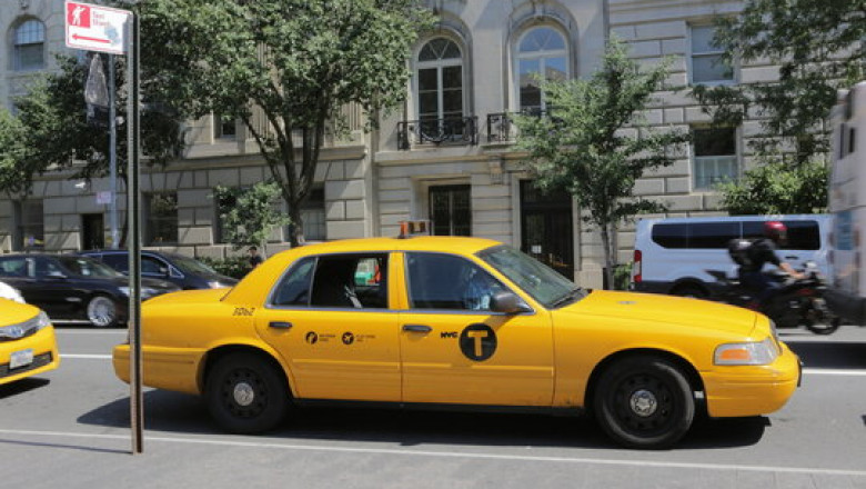 Ride Through History – Castlemaine Taxi at Your Service!