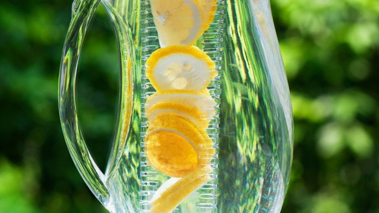 How to Prepare Detox Water: A Simple Guide To Healthy Kidneys