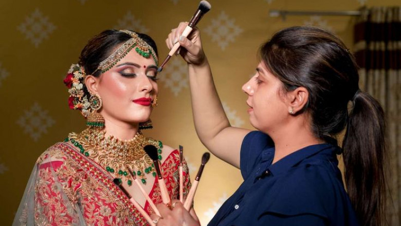 Stunning transformation awaits with top makeup artists in Gurgaon professional care